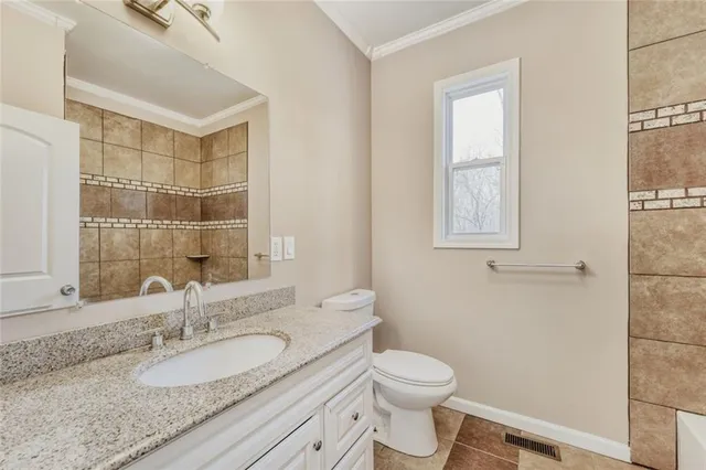 $325,000 | 707 Inland Way Northwest, Lilburn, GA 30047