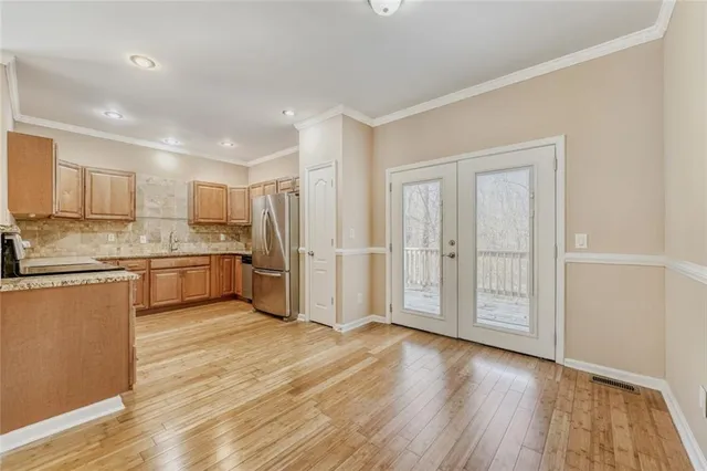 $325,000 | 707 Inland Way Northwest, Lilburn, GA 30047