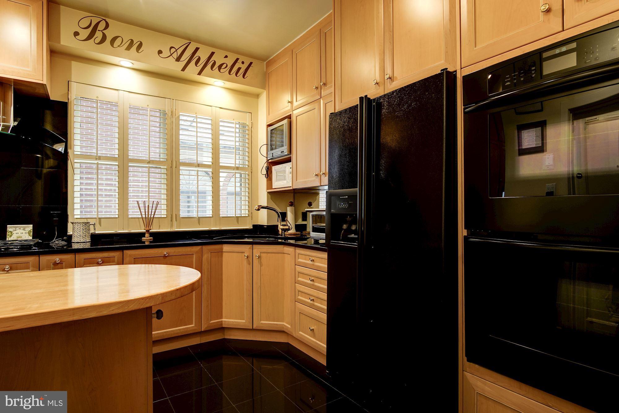 2120 Kalorama Road Northwest, Unit 1 Washington, DC 20008 - Photo 12 of 20 Kitchen