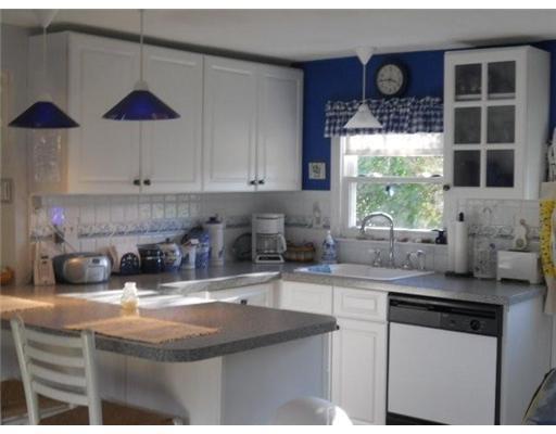 83 Stovers Point Road Harpswell, ME 04079 - Photo 14 of 18 Kitchen.