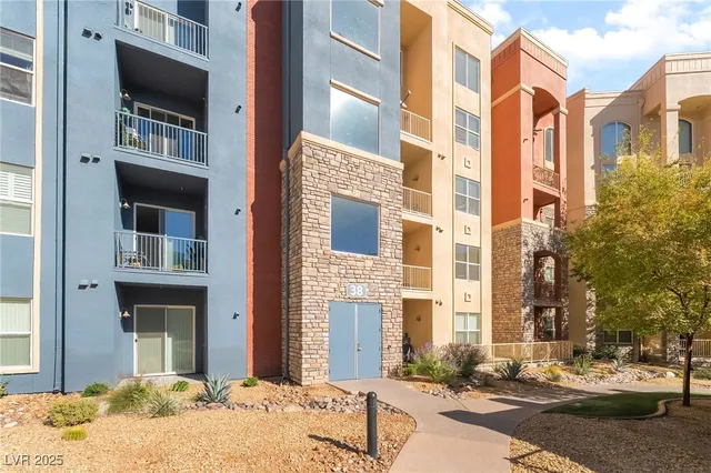 $1,750 | 38 East Serene Avenue, Unit 436, Las Vegas, NV 89123