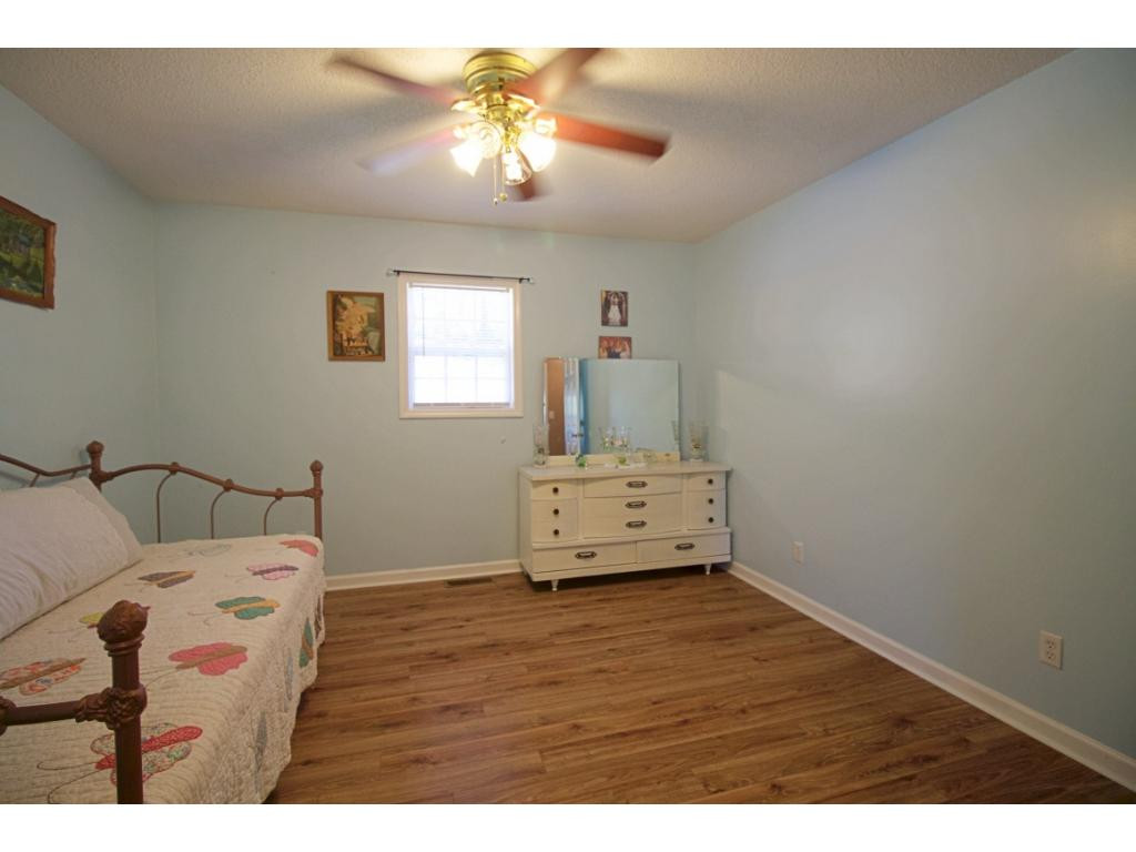 273 Toll Branch Road Johnson City, TN 37601 - Photo 18 of 36 Photo 18