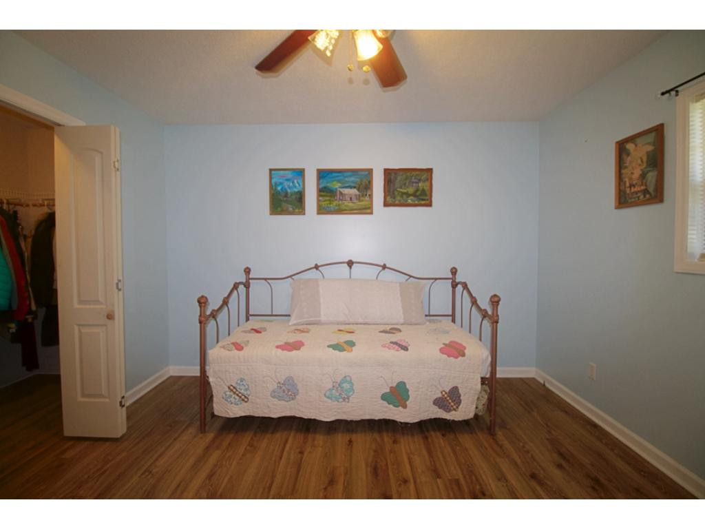 273 Toll Branch Road Johnson City, TN 37601 - Photo 19 of 36 Photo 19