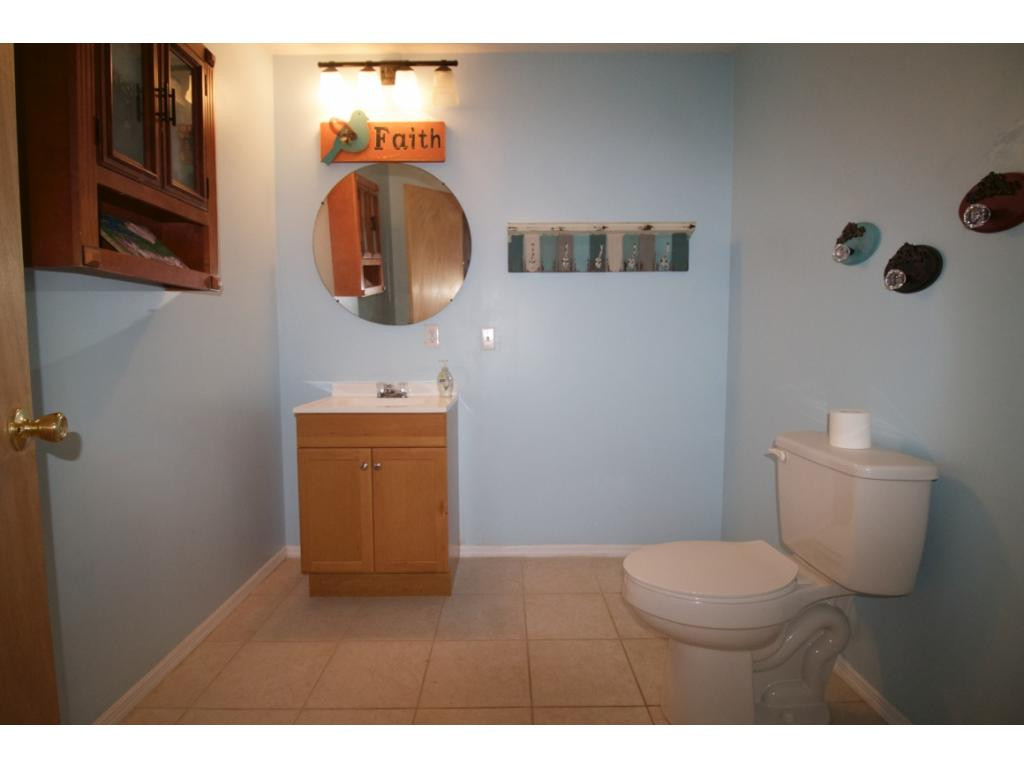 273 Toll Branch Road Johnson City, TN 37601 - Photo 25 of 36 half bath