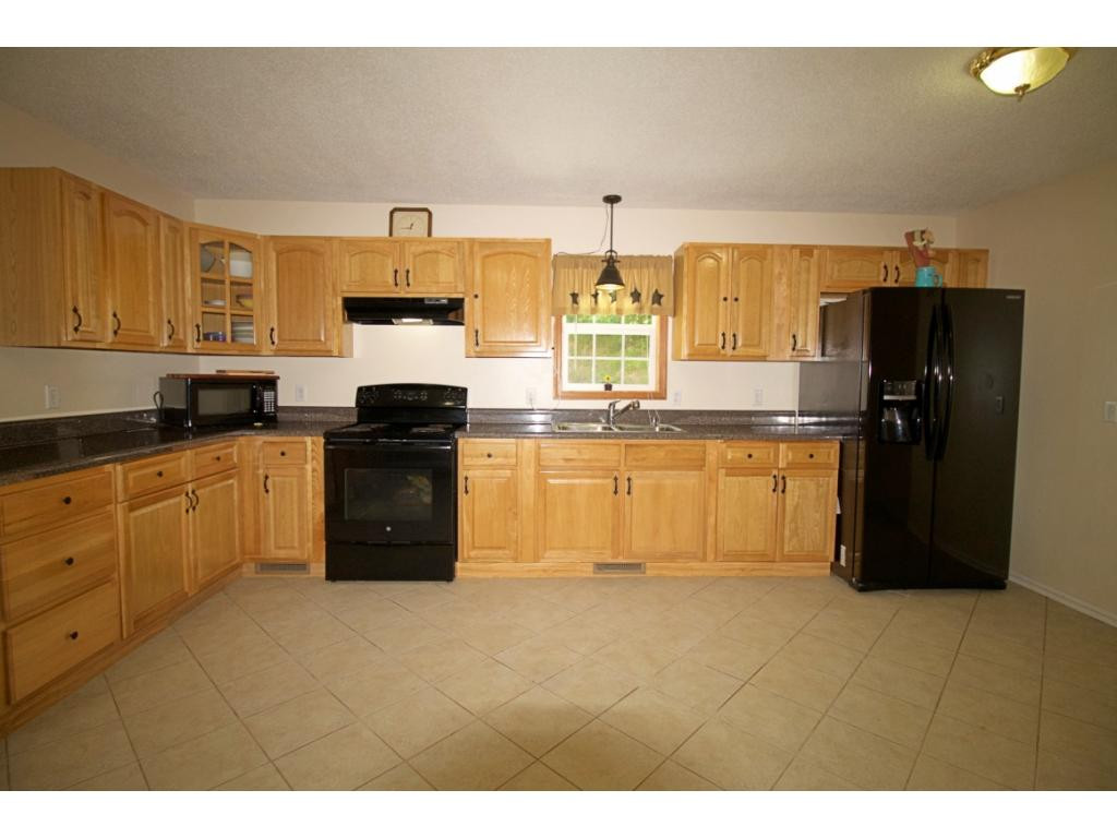 273 Toll Branch Road Johnson City, TN 37601 - Photo 7 of 36 Photo 7