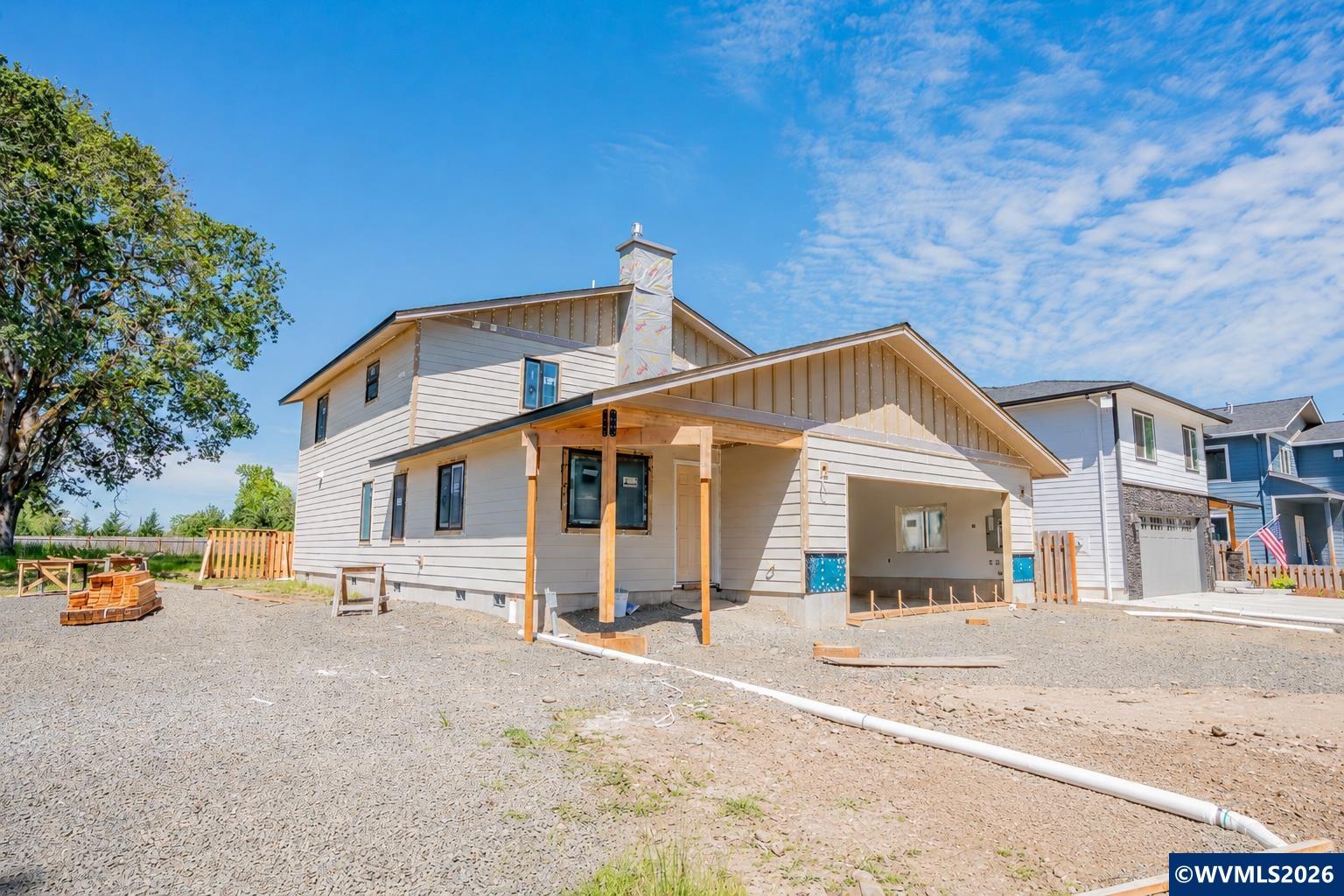 2456 Phillips Way Lebanon, OR 97355 - Photo 2 of 17