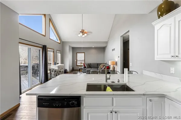 $899,900 | 465 Ledgestone Estates Lane, Sunrise Beach, MO 65079