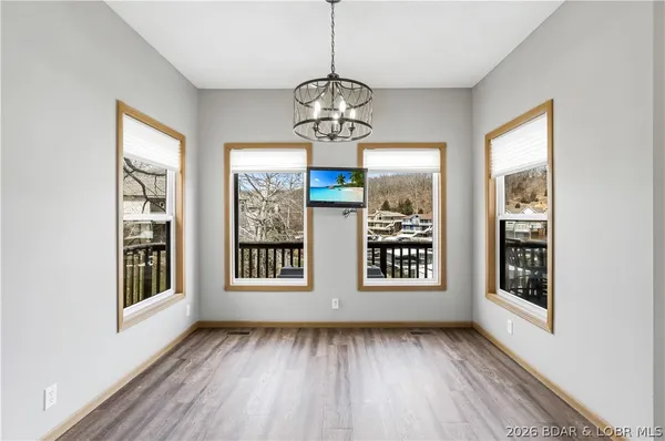 $899,900 | 465 Ledgestone Estates Lane, Sunrise Beach, MO 65079