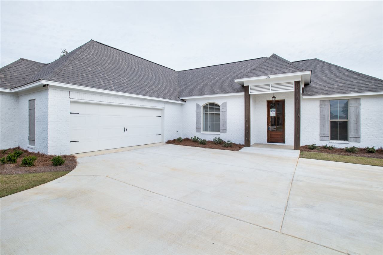 304 Buckhead Drive Madison, MS 39110 - Photo 1 of 44 Photo 1
