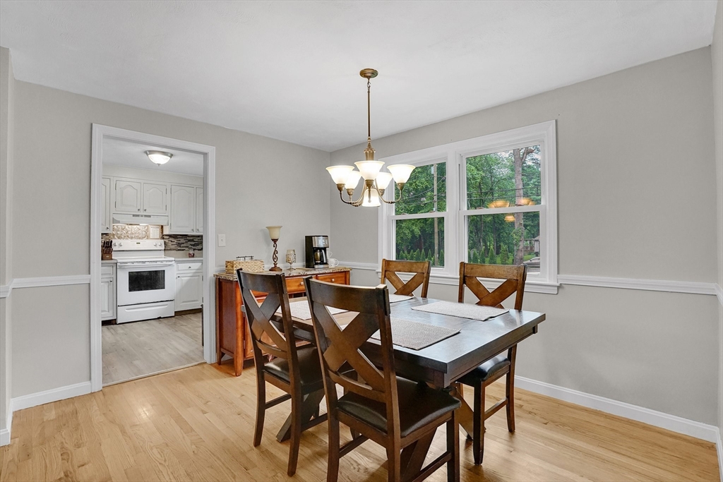 389 Porter Road East Longmeadow, MA 01028 - Photo 13 of 33 Gallery Image 13
