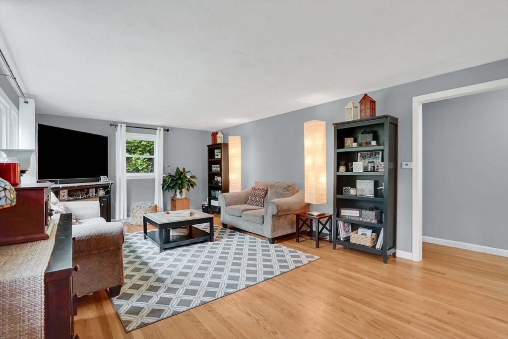 389 Porter Road East Longmeadow, MA 01028 - Photo 15 of 33 Gallery Image 15