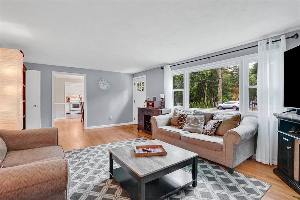 389 Porter Road East Longmeadow, MA 01028 - Photo 17 of 33 Gallery Image 17