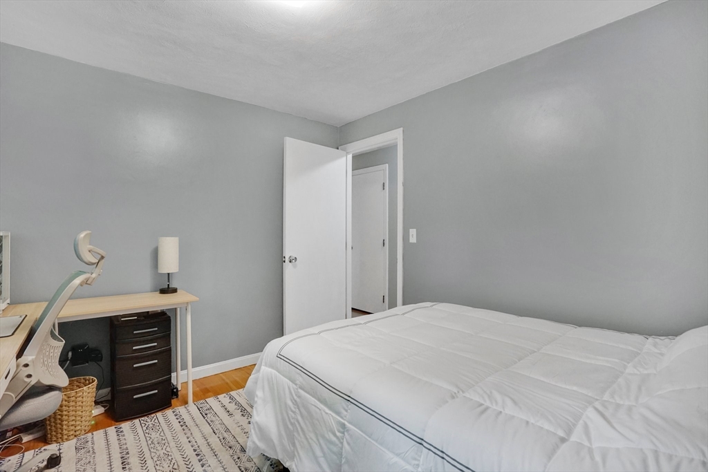 389 Porter Road East Longmeadow, MA 01028 - Photo 21 of 33 Gallery Image 21