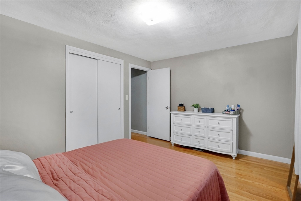 389 Porter Road East Longmeadow, MA 01028 - Photo 22 of 33 Gallery Image 22