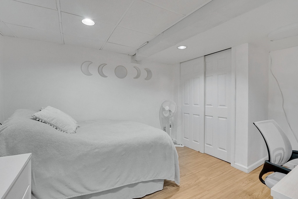389 Porter Road East Longmeadow, MA 01028 - Photo 29 of 33 Gallery Image 29