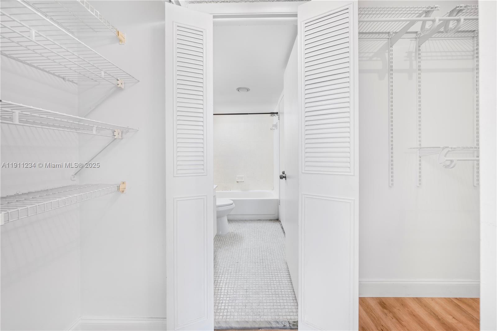 1300 Northeast Miami Gardens Drive, Unit 512E Miami, FL 33179 - Photo 13 of 22