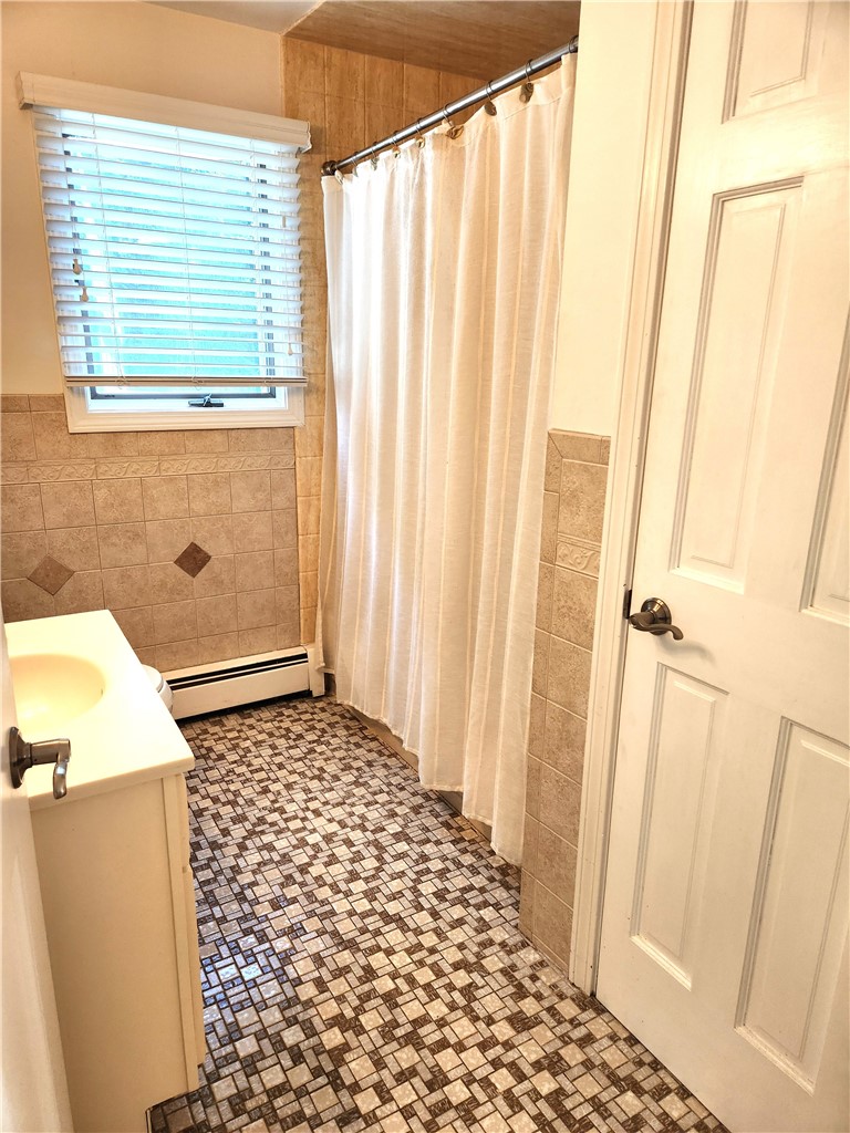 47 Treasure Road Narragansett, RI 02882 - Photo 6 of 12