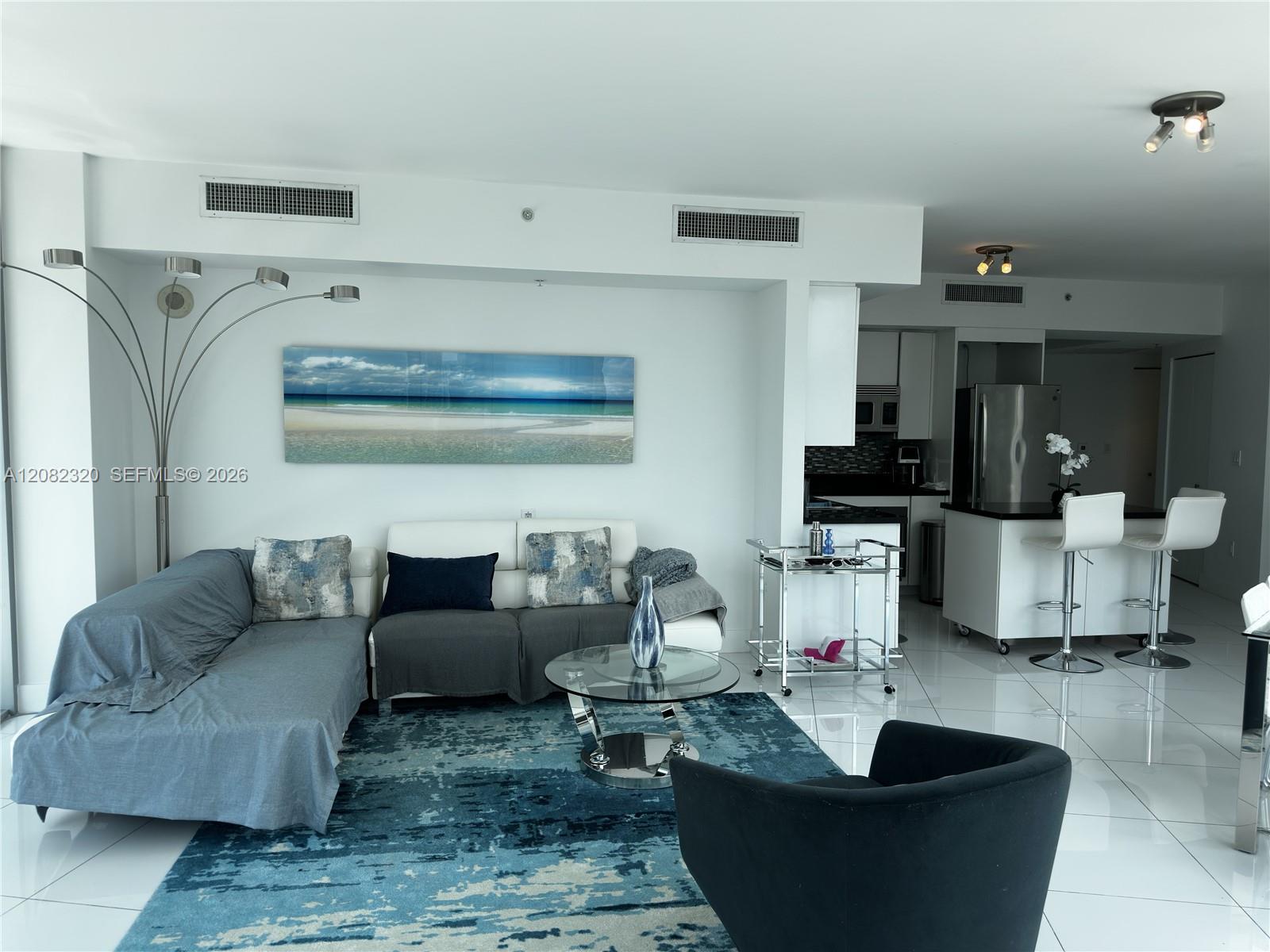 92 Southwest 3rd Street, Unit 3501 Miami, FL 33130 - Photo 7 of 23 Gallery Image 7