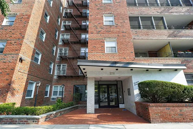 $279,998 | 2711 Avenue X, Unit 2G | Sheepshead Bay