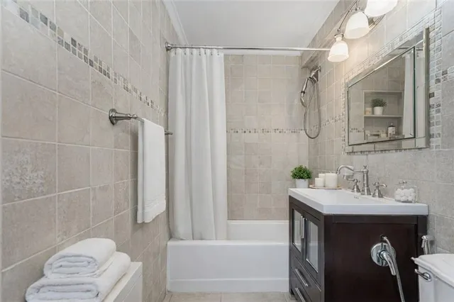 $279,998 | 2711 Avenue X, Unit 2G | Sheepshead Bay