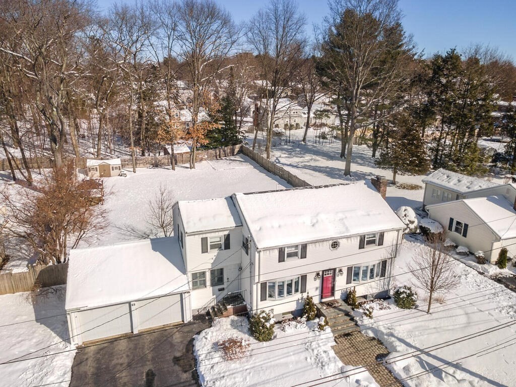23 Hanford Road Stoneham, MA 02180 - Photo 1 of 35