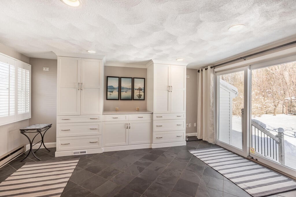 23 Hanford Road Stoneham, MA 02180 - Photo 14 of 35