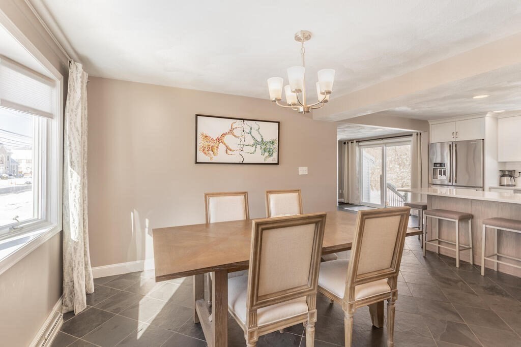 23 Hanford Road Stoneham, MA 02180 - Photo 6 of 35