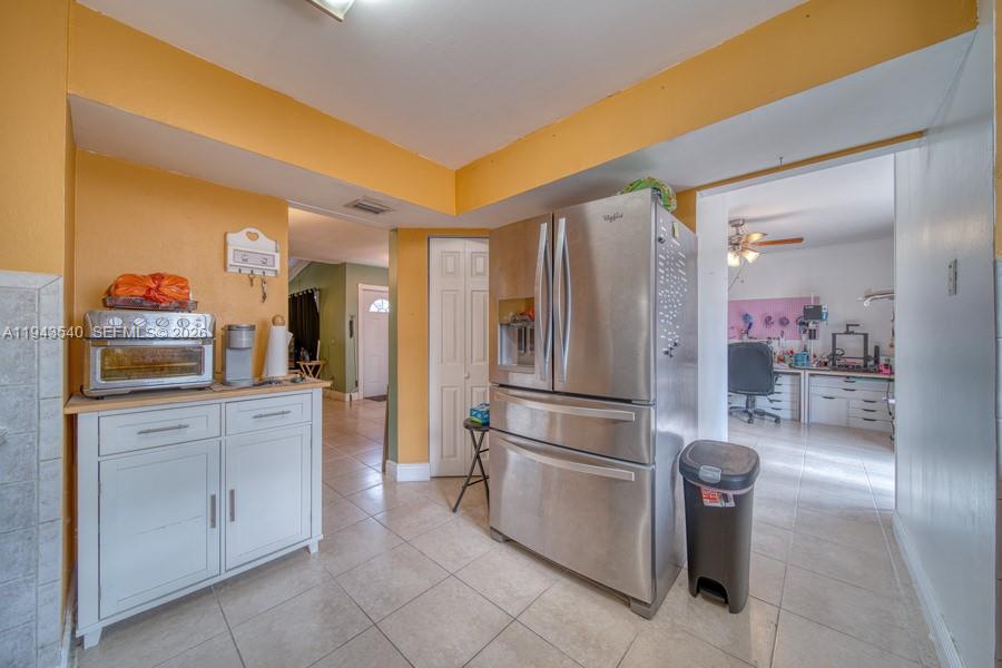 10920 Southwest 71st Street Miami, FL 33173 - Photo 4 of 21