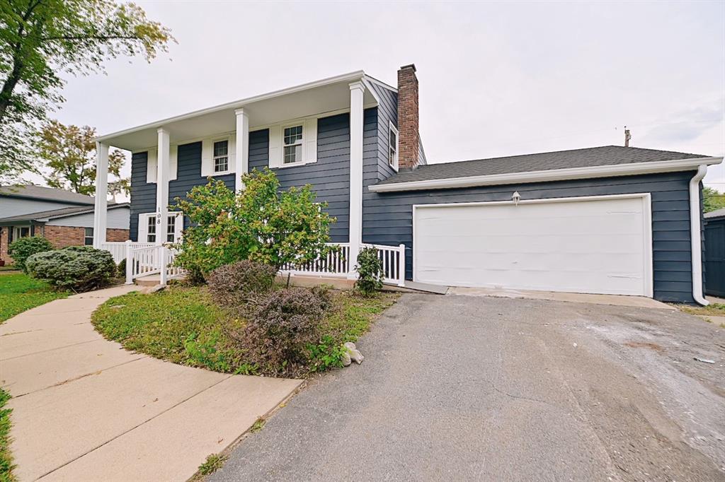 108 Park View Road Carmel, IN 46032 - Photo 3 of 28 Gallery Image 3