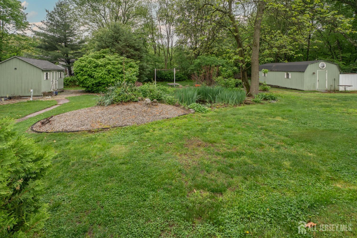 73 Wellington Road East Brunswick, NJ 08816 - Photo 38 of 39 a view of a backyard