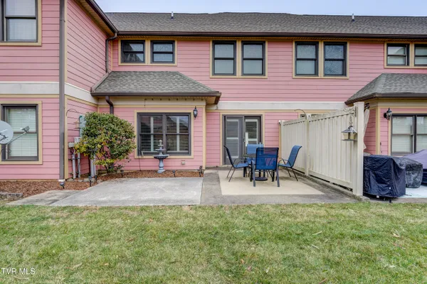 $334,900 | 266 Westshore Pointe, Unit 6C, Johnson City, TN 37601