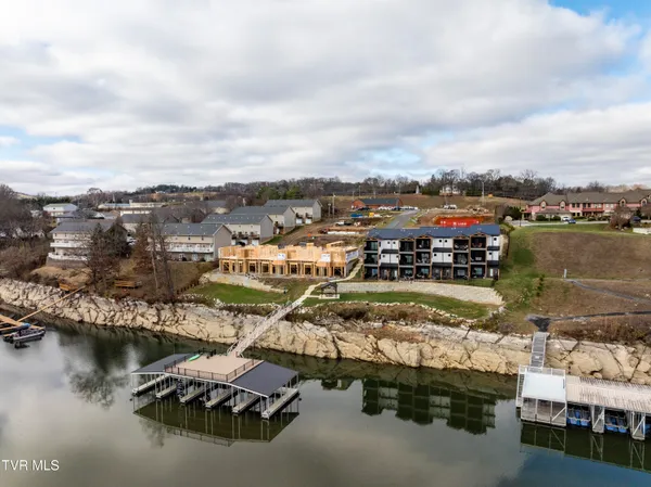 $334,900 | 266 Westshore Pointe, Unit 6C, Johnson City, TN 37601