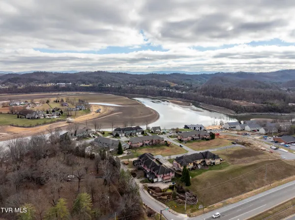 $334,900 | 266 Westshore Pointe, Unit 6C, Johnson City, TN 37601