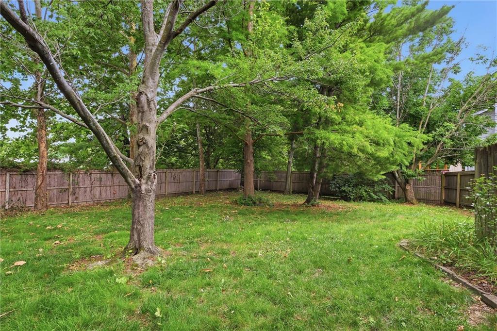 15358 Riley Street Overland Park, KS 66223 - Photo 36 of 47