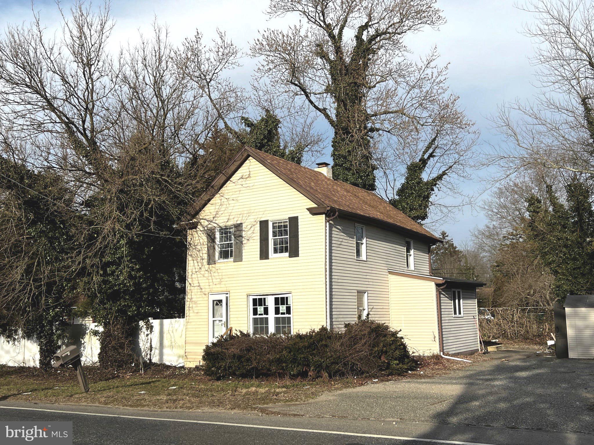 1824 North Tuckahoe Road Williamstown, NJ 08094 - Photo 1 of 16