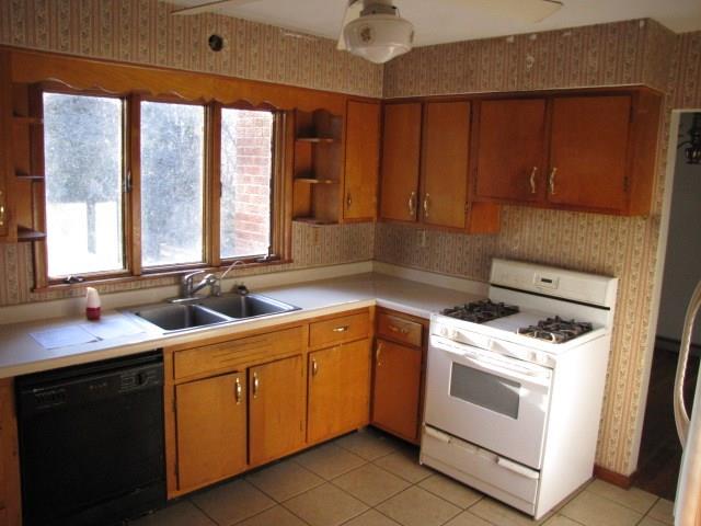 1014 Old State Road Apollo, PA 15613 - Photo 5 of 10
