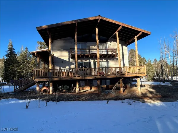 $465,000 | 1330 Strawberry Point Road, Duck Creek Village, UT 84762