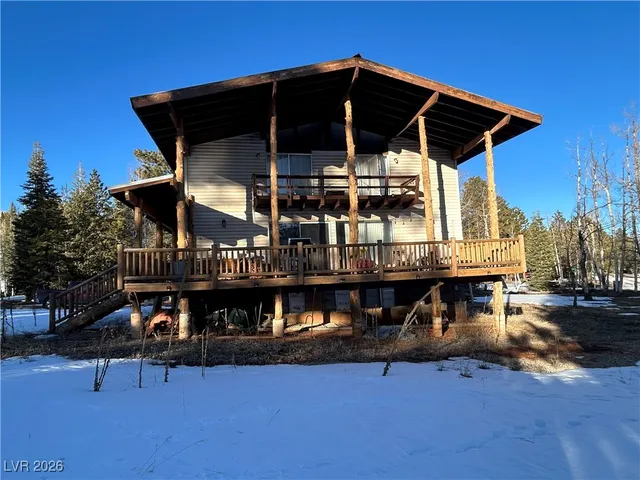 $465,000 | 1330 Strawberry Point Road, Duck Creek Village, UT 84762