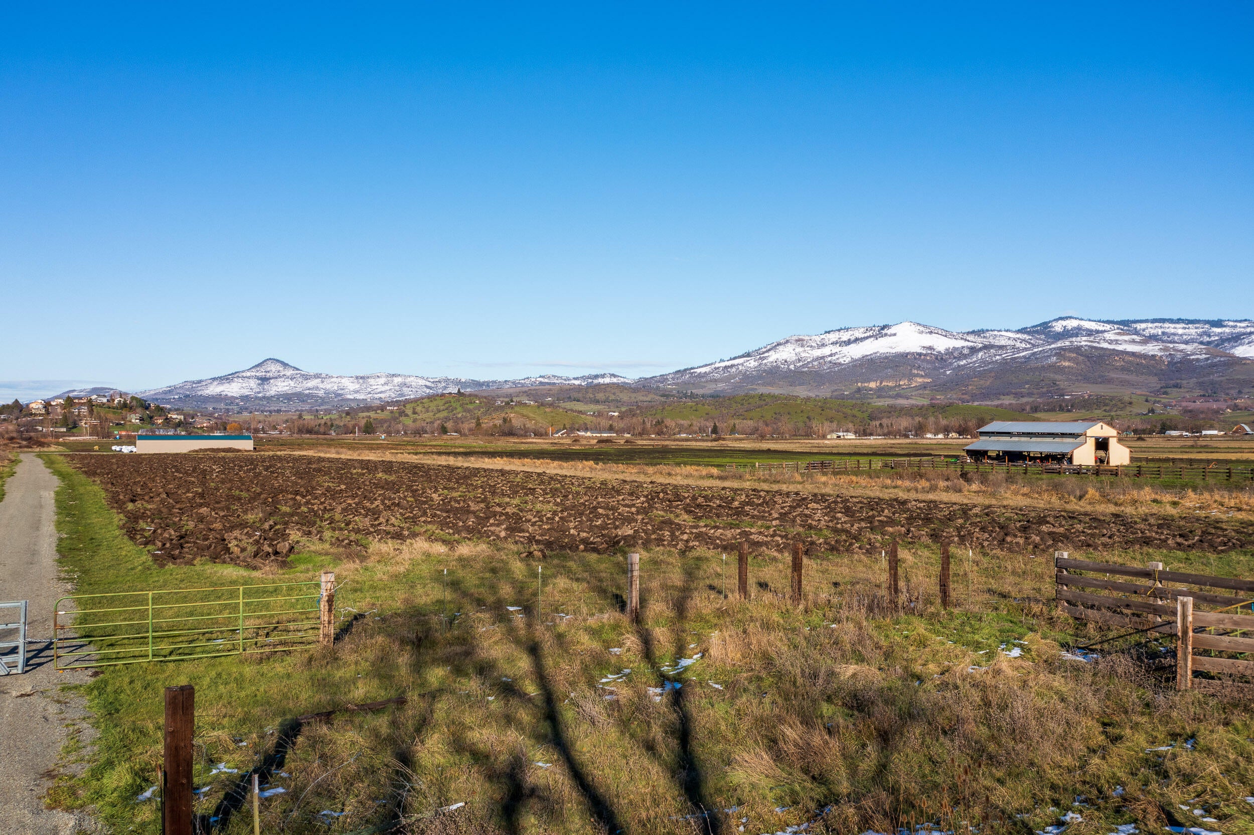 790 Hartley Road Phoenix, OR 97535 - Photo 8 of 10 08