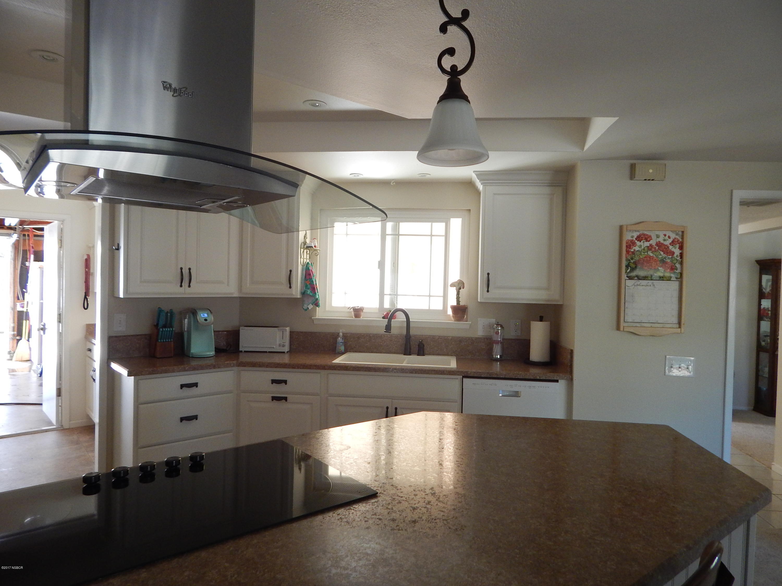 1317 Onstott Road Lompoc, CA 93436 - Photo 7 of 35 2017-09-25 22.12.40