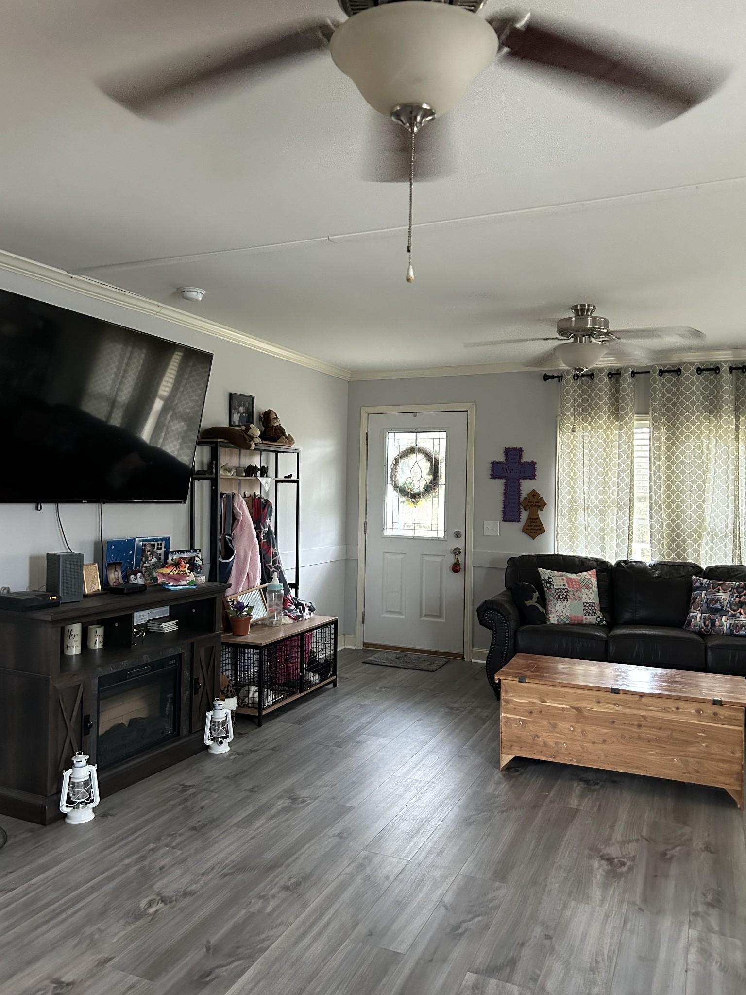 1680 Bertha Owen Road Morrison, TN 37357 - Photo 38 of 67 a living room with furniture and wooden floor