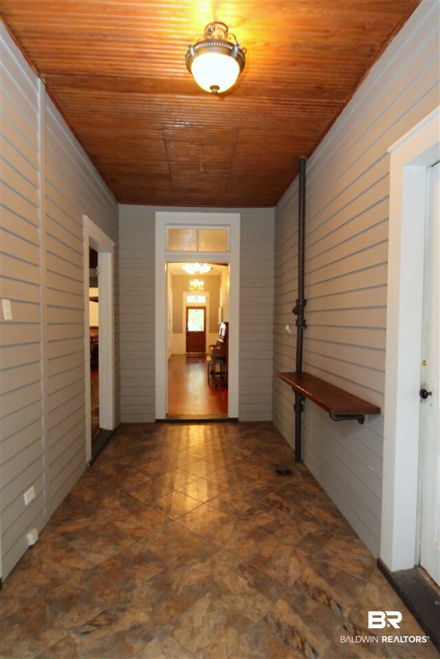 1121 Old Shell Road Mobile, AL 36604 - Photo 23 of 36