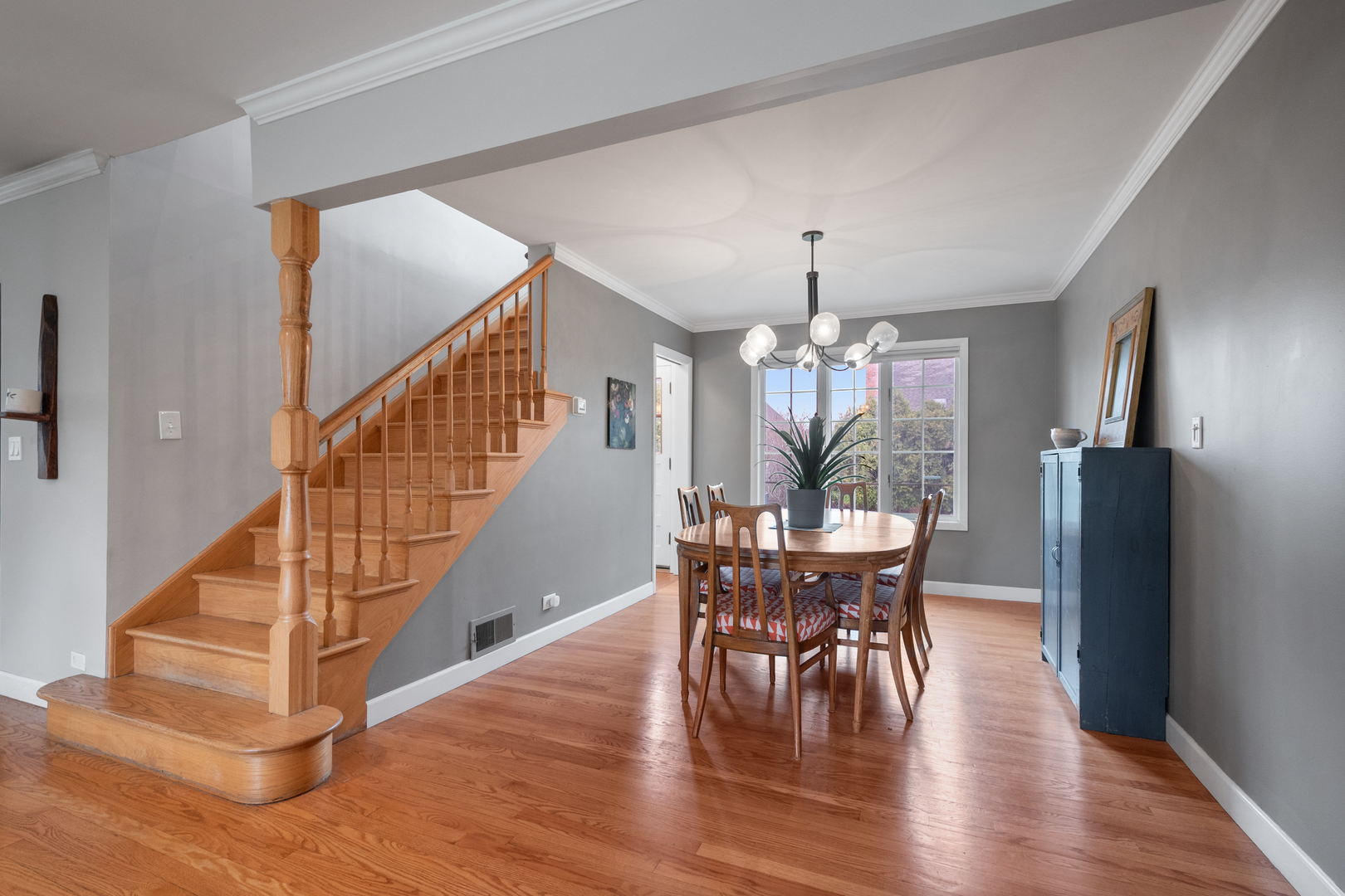 160 East Lahon Street Park Ridge, IL 60068 - Photo 11 of 41