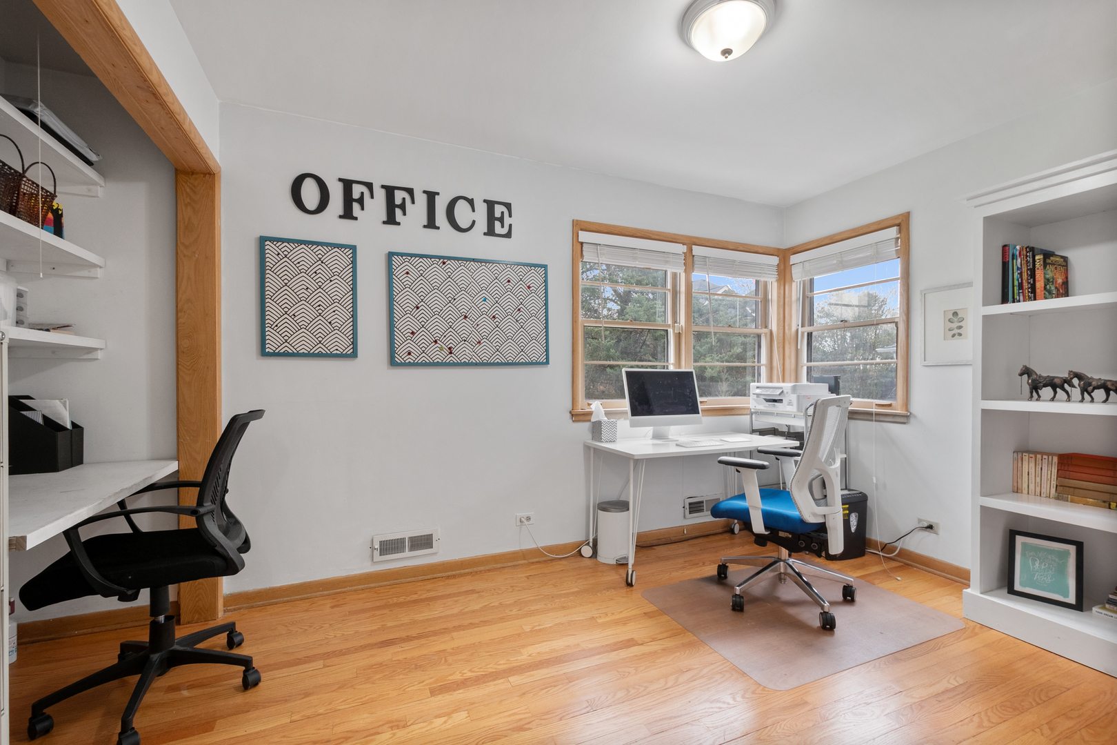 160 East Lahon Street Park Ridge, IL 60068 - Photo 28 of 41