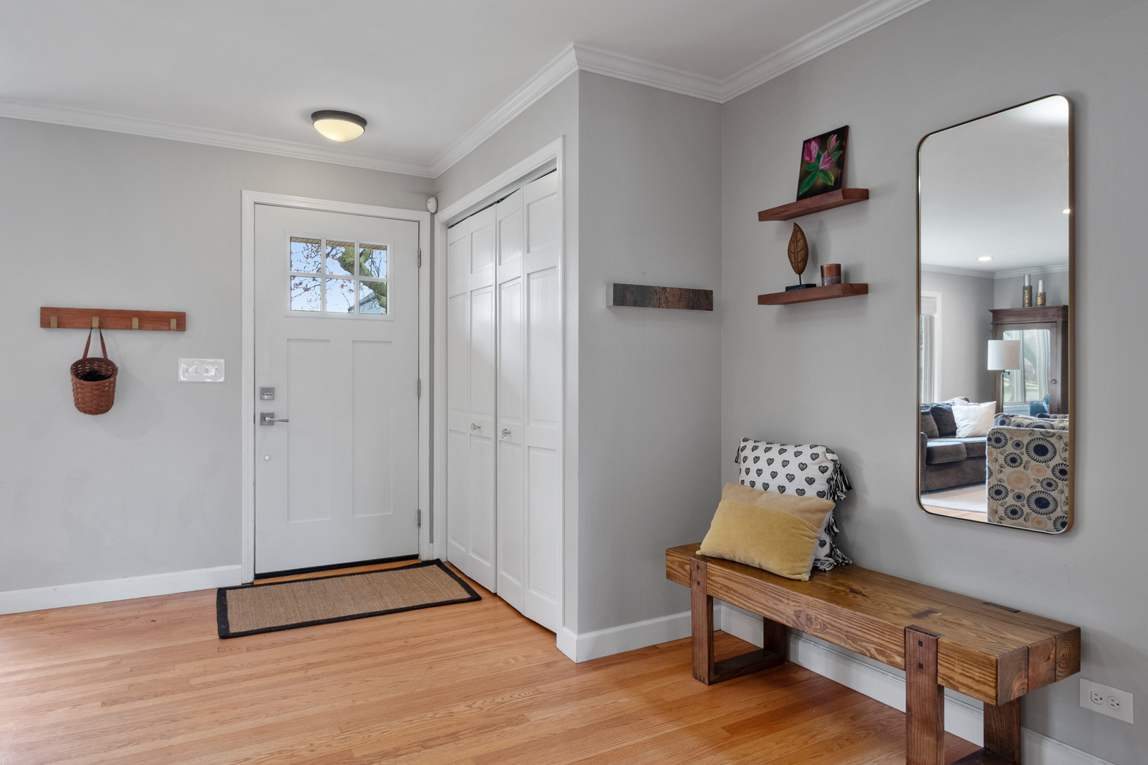 160 East Lahon Street Park Ridge, IL 60068 - Photo 7 of 41