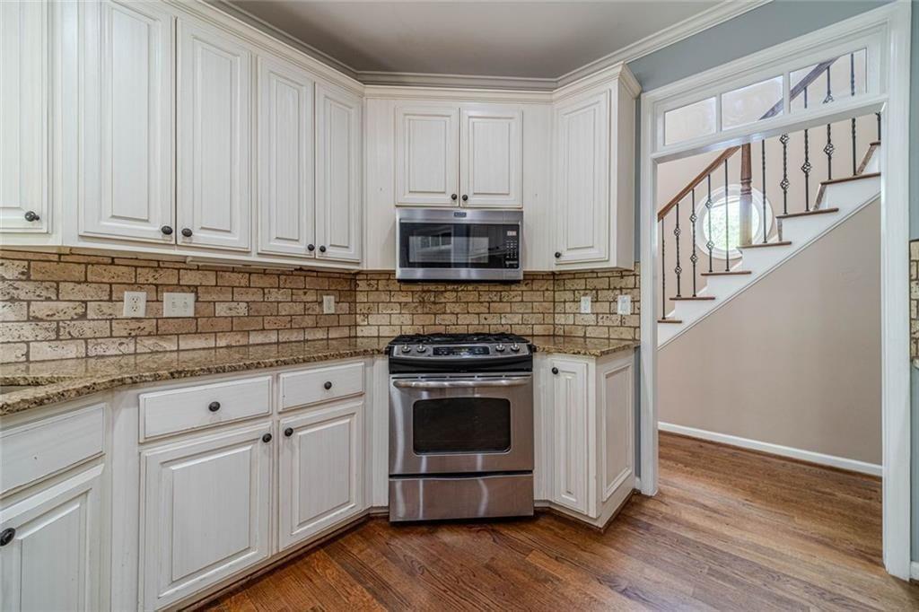 395 Amberbrook Circle Grayson, GA 30017 - Photo 13 of 66 Gallery Image 13
