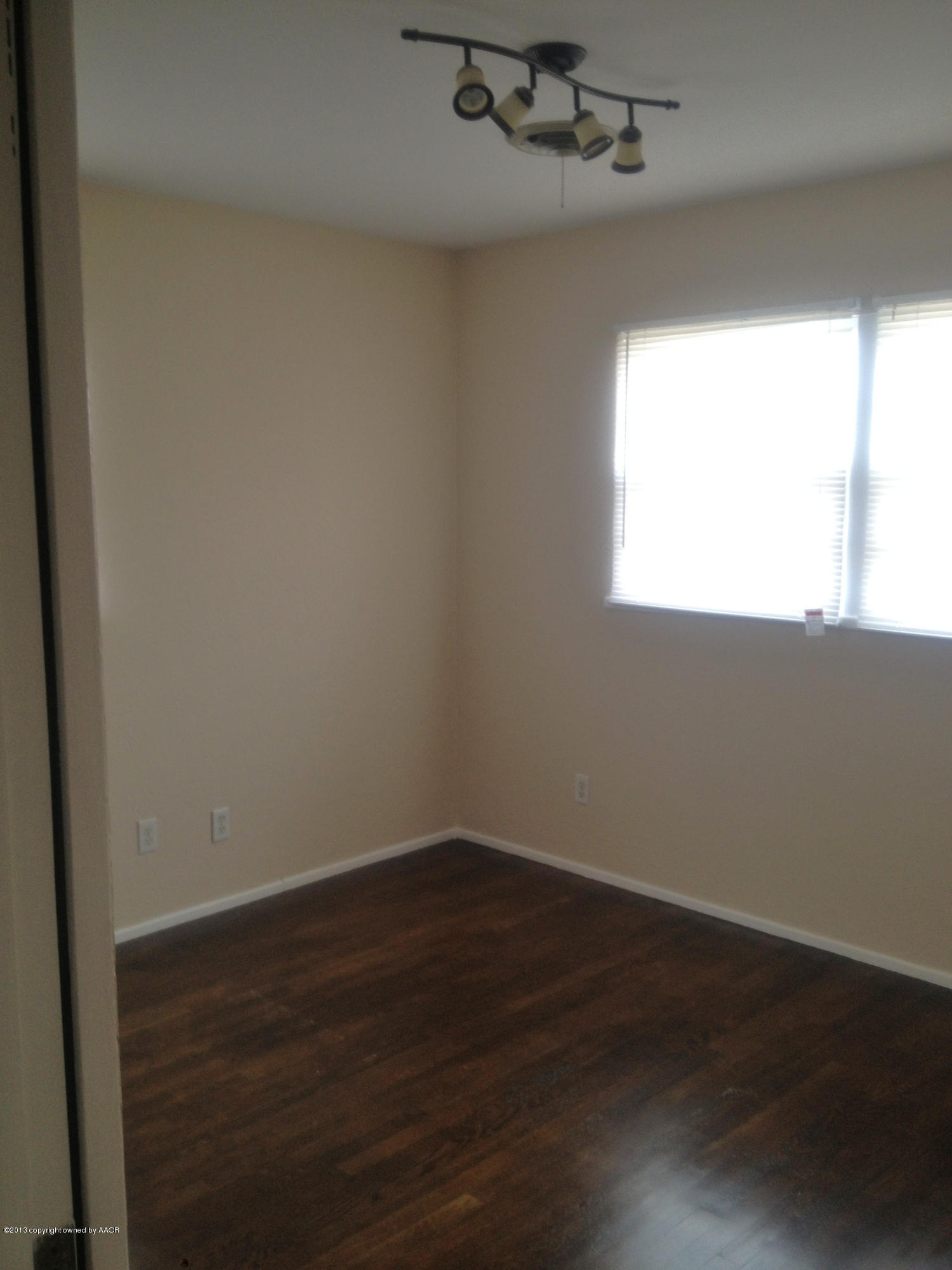 5217 Parker Street Amarillo, TX 79110 - Photo 12 of 17 Bedroom 2