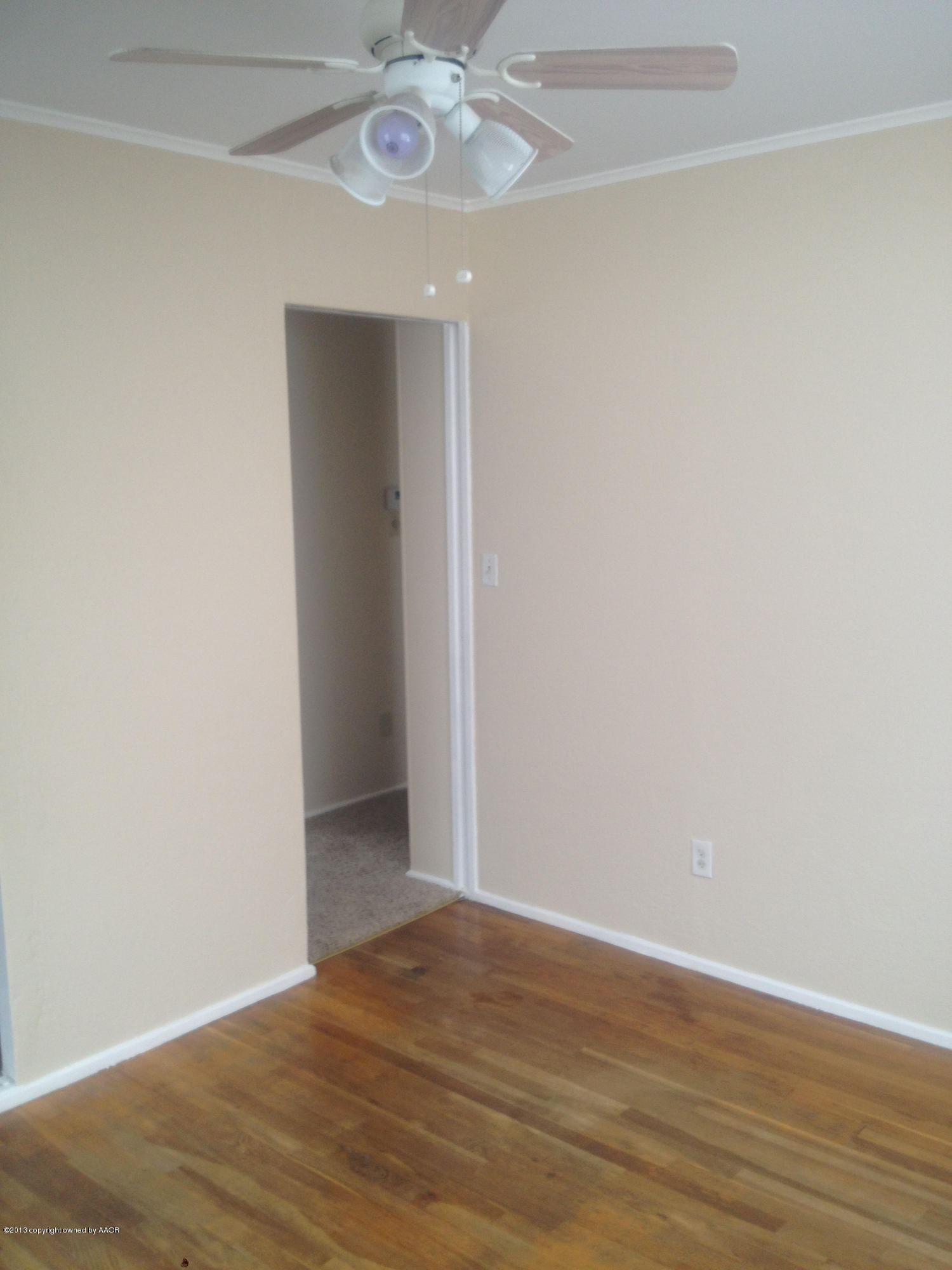 5217 Parker Street Amarillo, TX 79110 - Photo 16 of 17 Bedroom 3 second view
