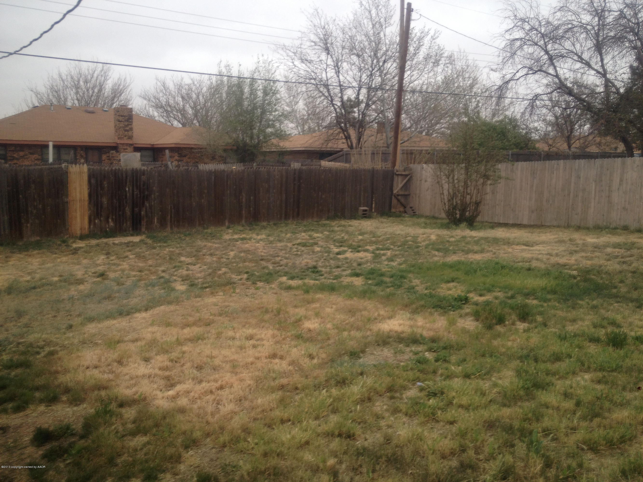 5217 Parker Street Amarillo, TX 79110 - Photo 17 of 17 Backyard