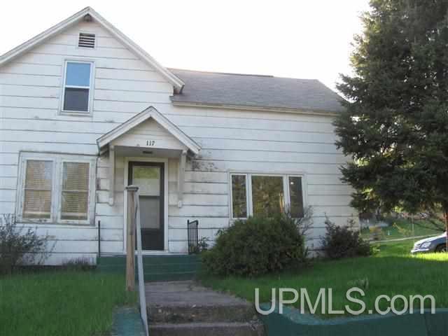 117 Roosevelt Road Niagara, WI 54151 - Photo 1 of 8 Gallery Image 1